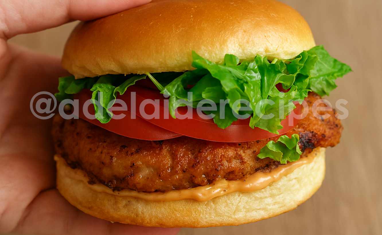 Hambúrguer de Frango Crocante Caseiro