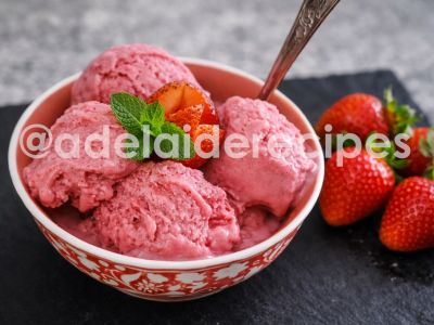 Gelado de Morango com Apenas 2 Ingredientes | Receita Fácil e Rápida