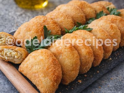Os melhores Rissóis de Bacalhau | A Receita Tradicional Portuguesa que Toda a Gente Adora!