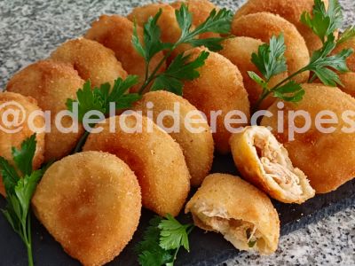 Receita de Rissóis de Frango | Fáceis e Deliciosos!