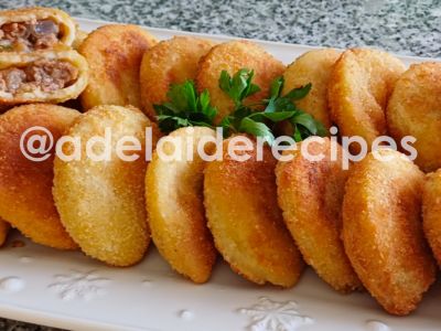 Rissóis de Carne | Receita Deliciosa!