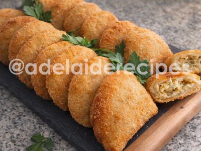 Os melhores Rissóis de Bacalhau | A Receita Tradicional Portuguesa que Toda a Gente Adora!
