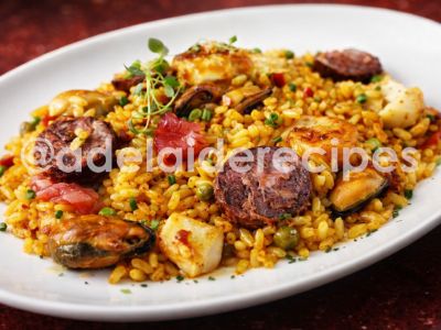 Paella | Receita Espanhola com Arroz, Marisco e Legumes