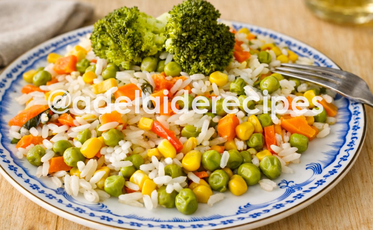 Salada de Arroz com Legumes |  Receita Saudável e Fácil