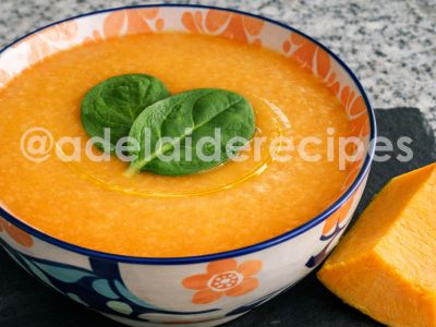 Sopa de Abóbora Cremosa | Receita Fácil, Saudável e Reconfortante!