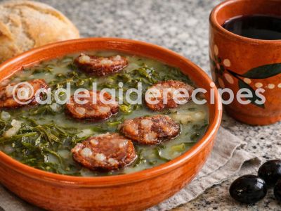 Caldo Verde Tradicional Português | Receita Aconchegante