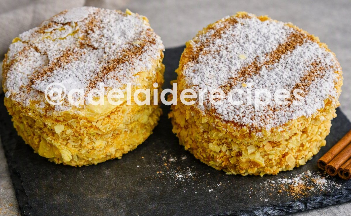 Tambores | Puff Pastry Cake with Egg Custard Cream